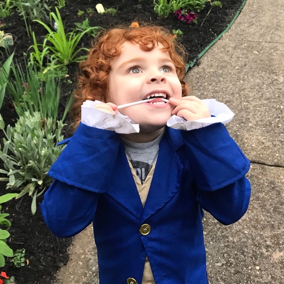 Meet your Posher, Hailey - Picture 3 of 8